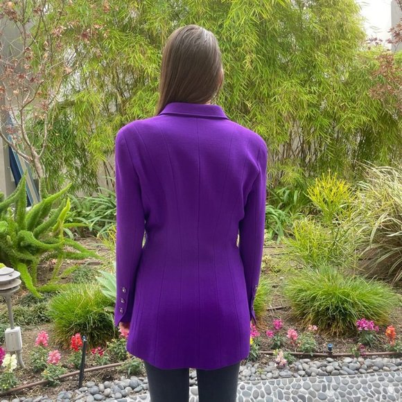 CHANEL Vintage 1995 Fall Winter 95A Wool Purple Gold Button Blazer - Picture 2 of 12